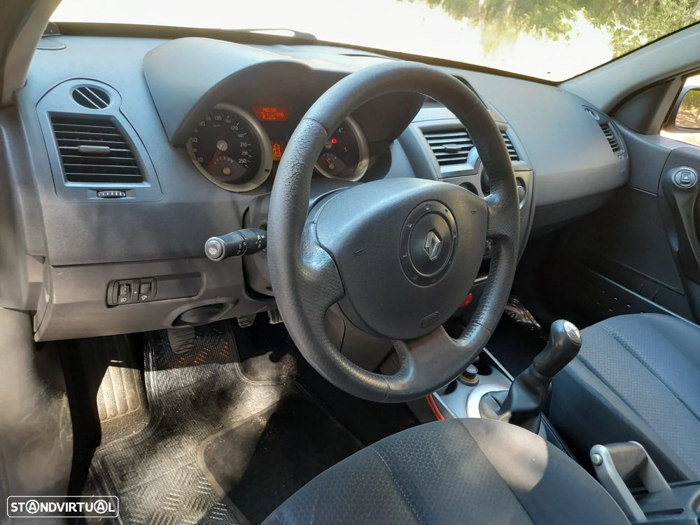 Renault Mégane 1.5 dCi Confort Expression - 6