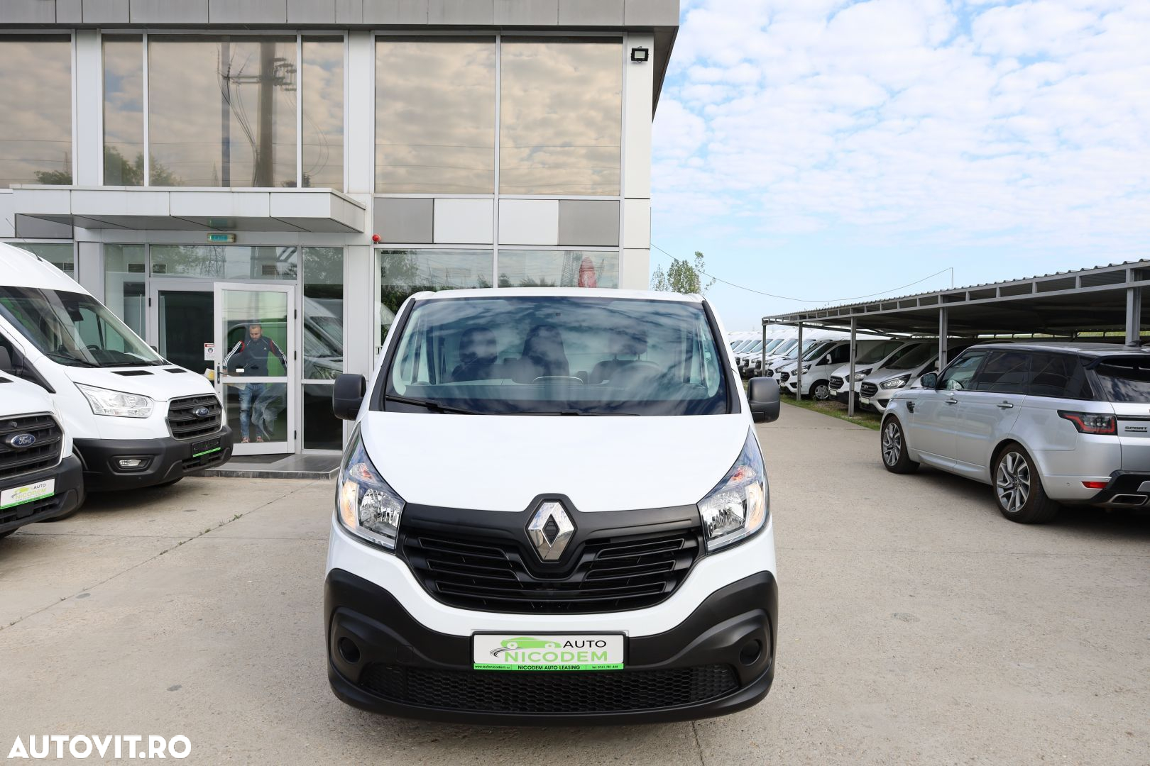 Renault Trafic - 10