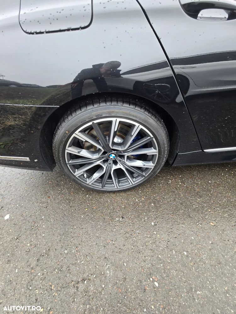 BMW Seria 7 Active L Edition Exclusive - 22