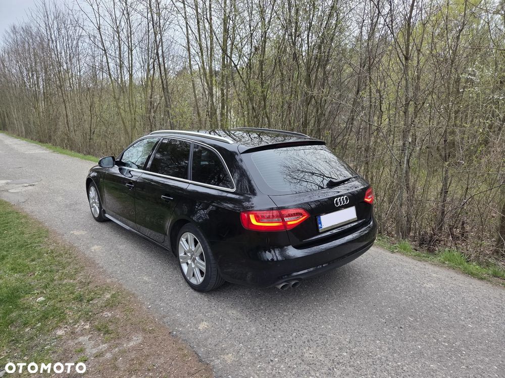 Audi A4 Avant 2.0 TDI DPF quattro S line Sportpaket - 2