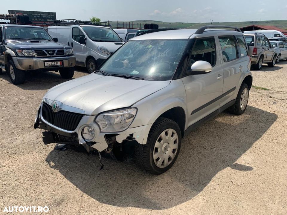 Dezmembrez piese Skoda YETI - 1