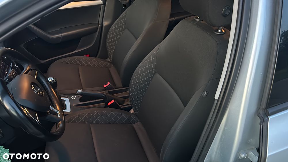 Skoda Octavia 1.6 TDI SCR Ambition - 13