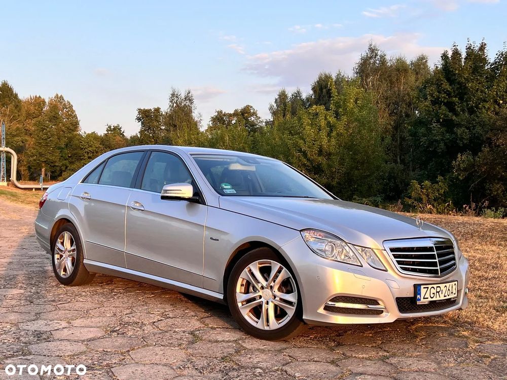 Mercedes-Benz Klasa E - 16