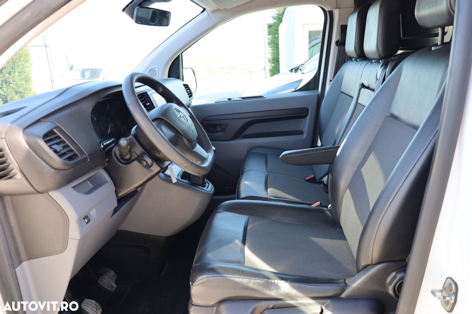 Opel Vivaro L1H1 - 10