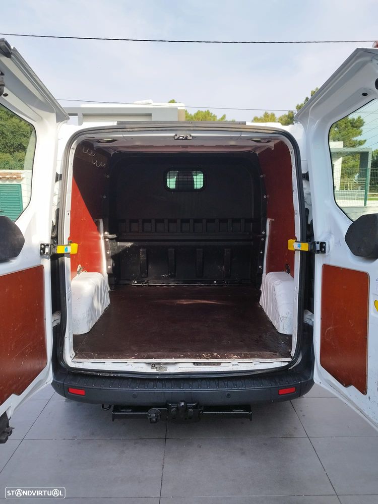 Ford TRANSIT CUSTOM 2.2 TDCI, 100 CV, 5 Lugares L2H1 Longa - 8
