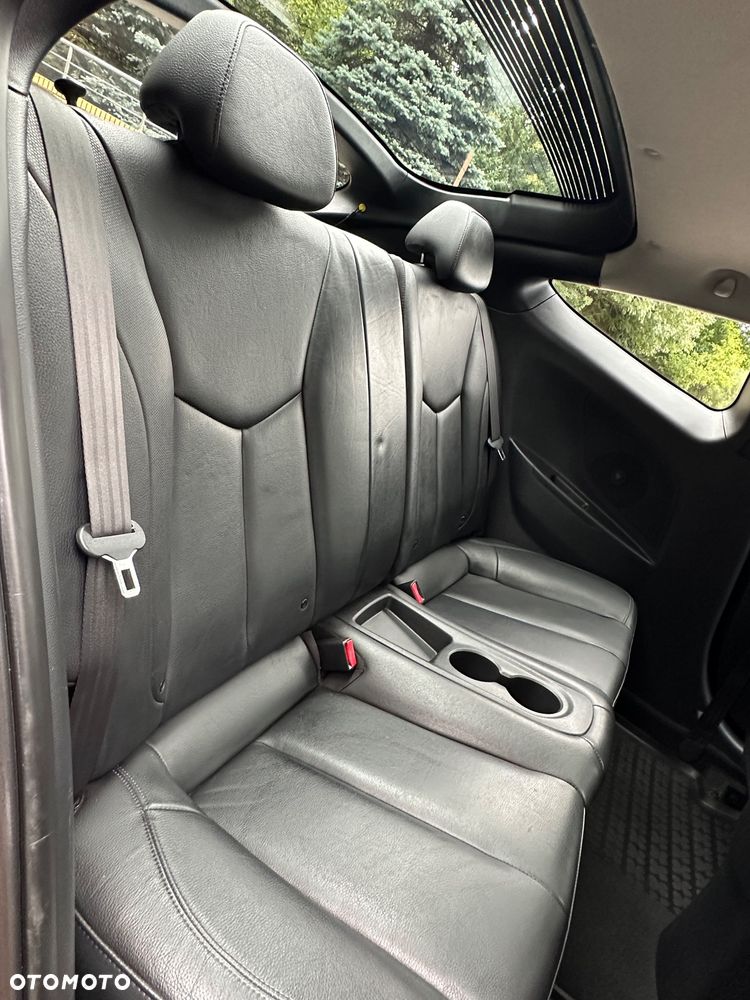 Hyundai Veloster 1.6 GDI Premium - 23