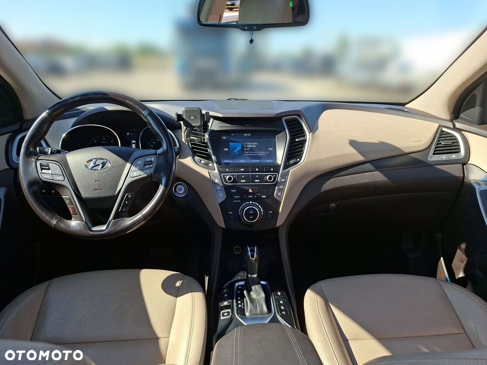 Hyundai Santa Fe - 12