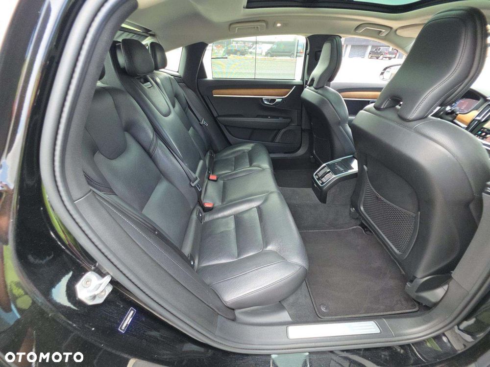 Volvo S90 - 10