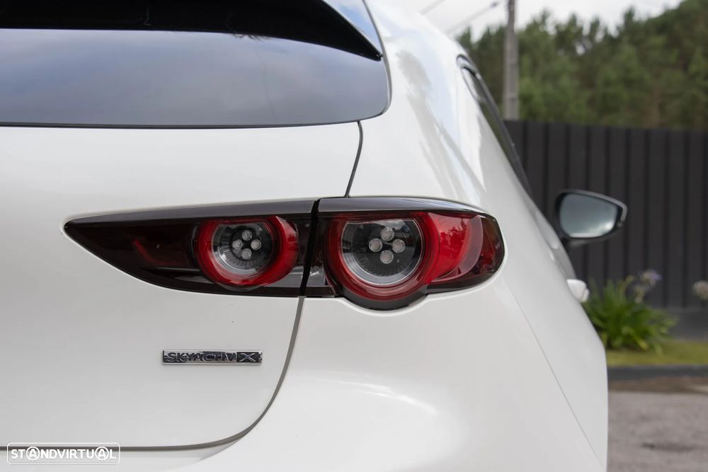 Mazda 3 Hatchback 2.0 Sky-X Excellence - 15