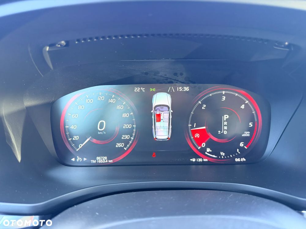 Volvo V60 D4 Momentum Pro - 19