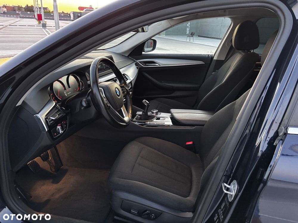 BMW Seria 5 - 18