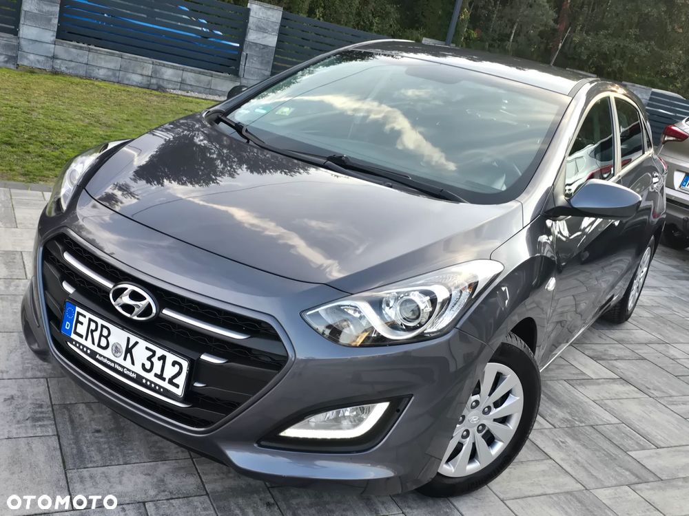 Hyundai i30 blue 1.4 Style - 8