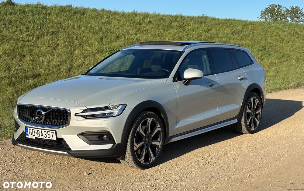 Volvo V60 Cross Country B5 B AWD - 13