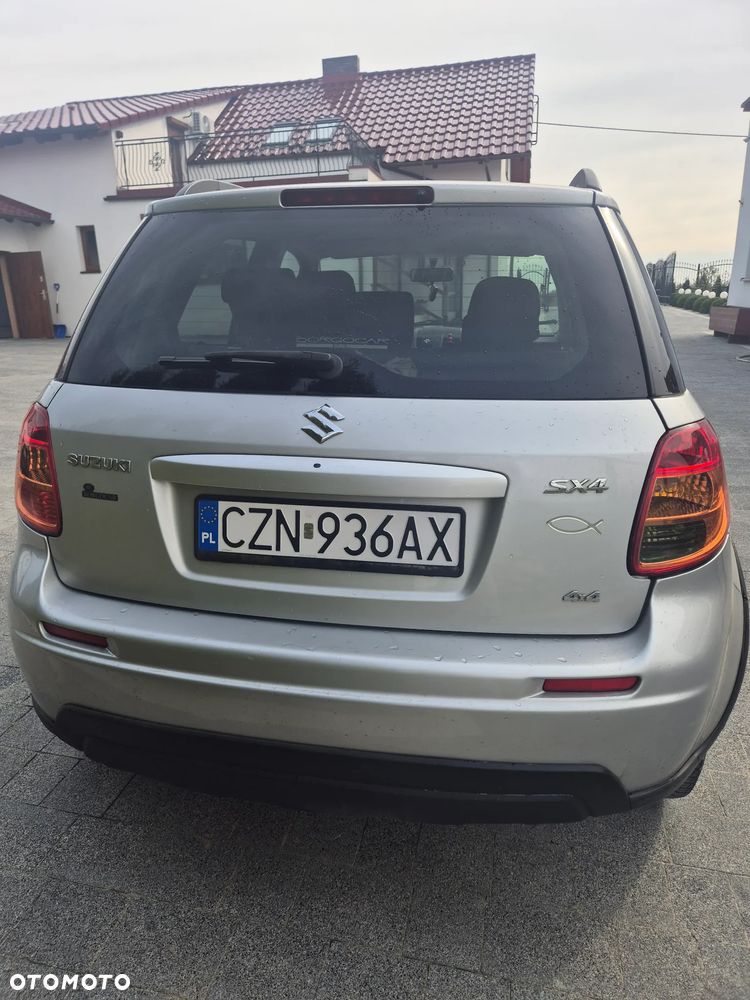 Suzuki SX4 2.0 DDiS 4x4 Style - 4