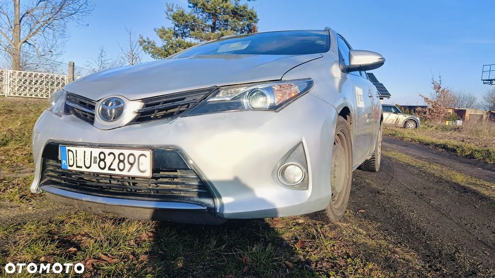 Toyota Auris - 2