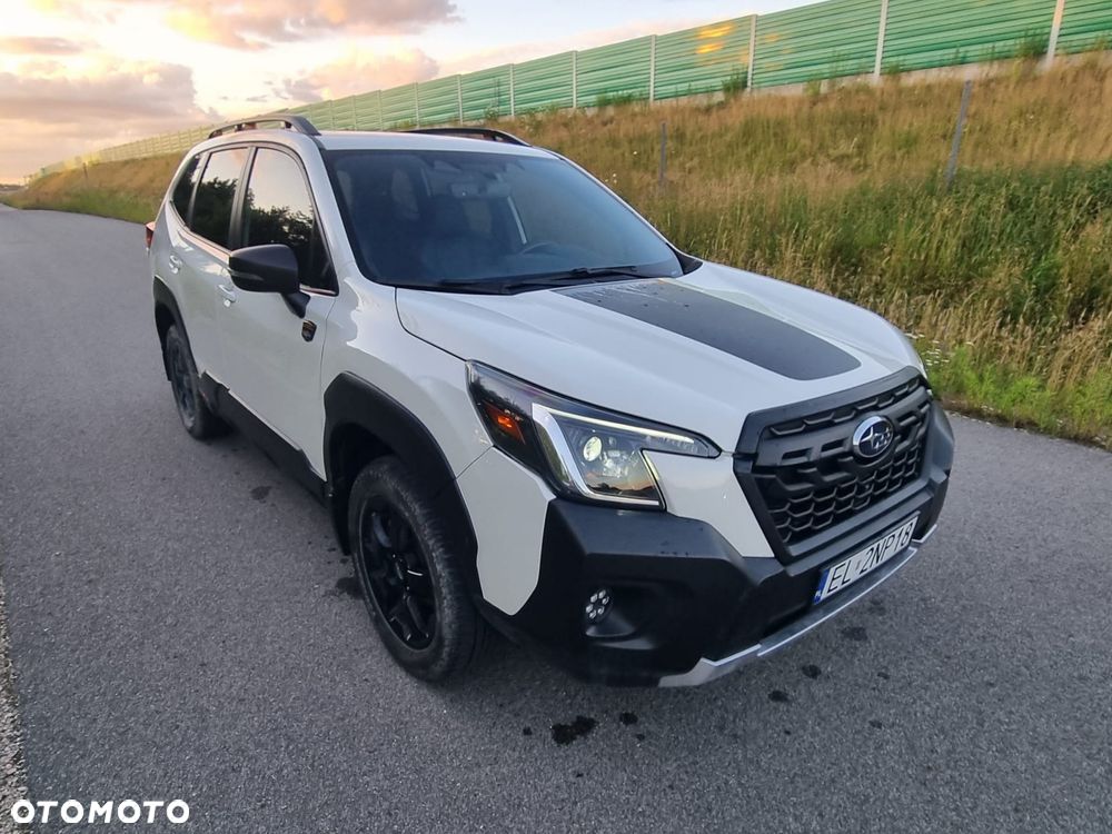 Subaru Forester 2.0i-L Platinum Black Edition EyeSight Lineartronic - 1