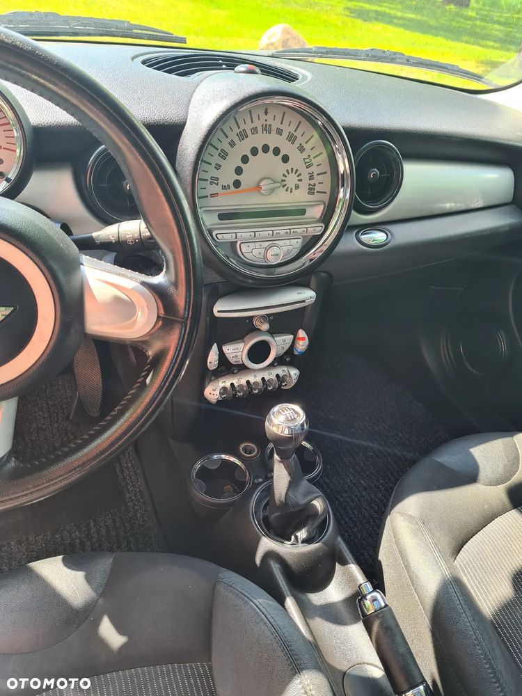 MINI ONE - 6