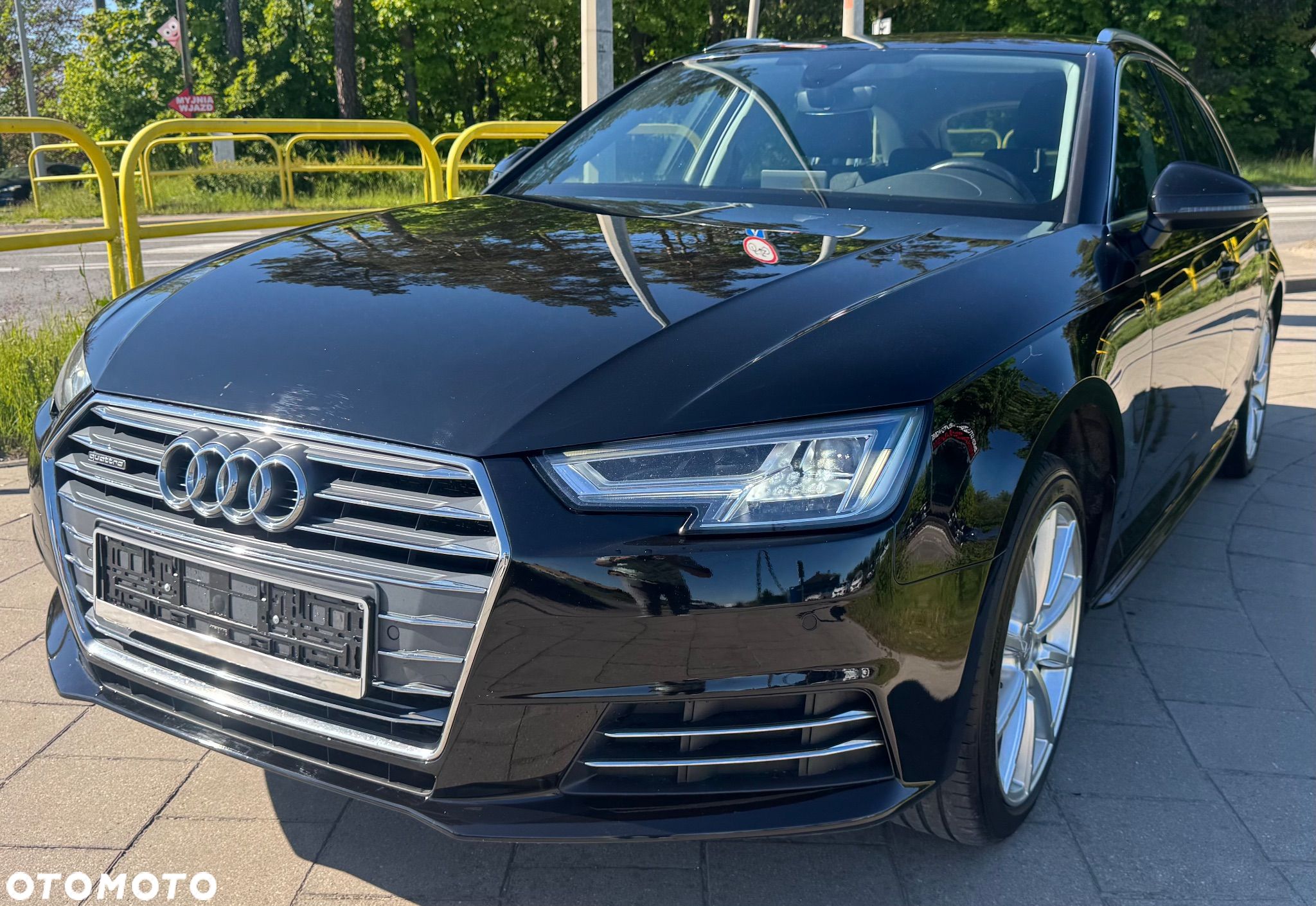 Audi A4 Avant 2.0 TDI quattro - 1
