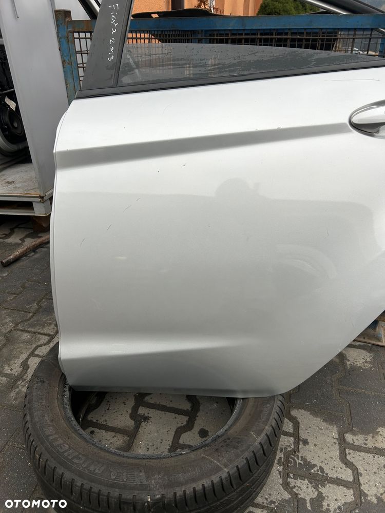 Ford fiesta Mk7 lift drzwi lewy tył 6C lewe tylne - 8