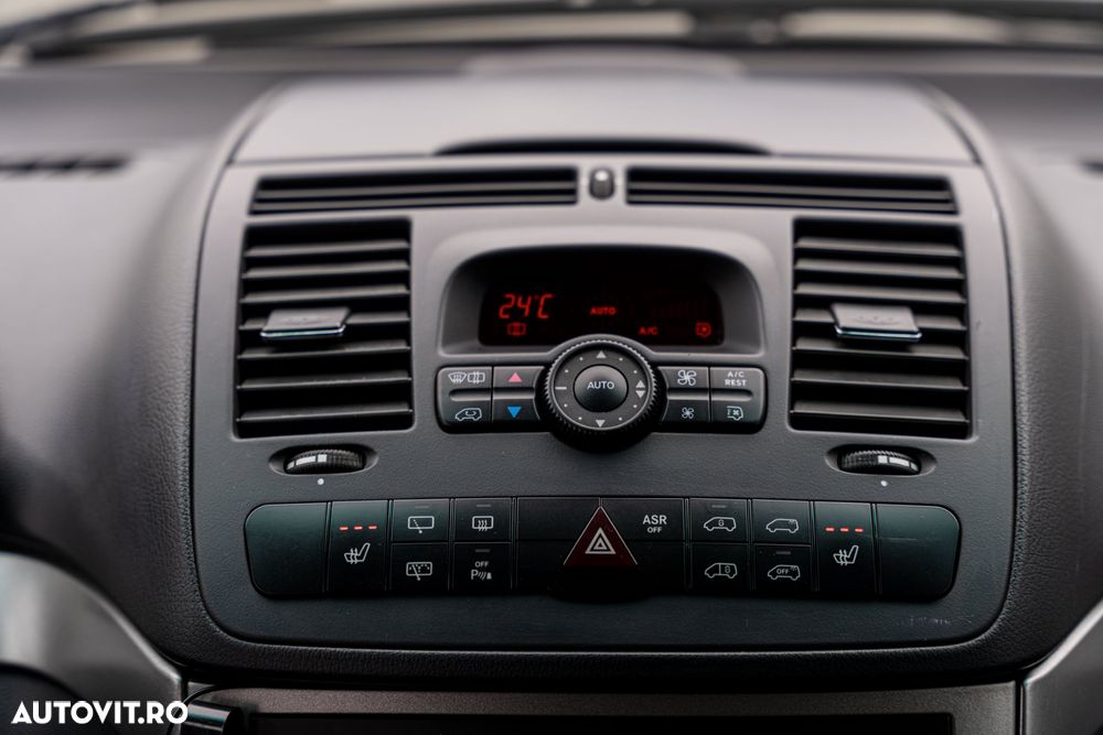 Mercedes-Benz Viano 2.2 CDI DPF lang Automatik Avantgarde - 26