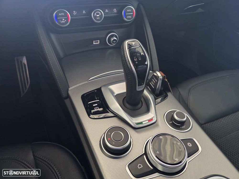Alfa Romeo Stelvio 2.2 D Sprint Q4 AT8 - 22