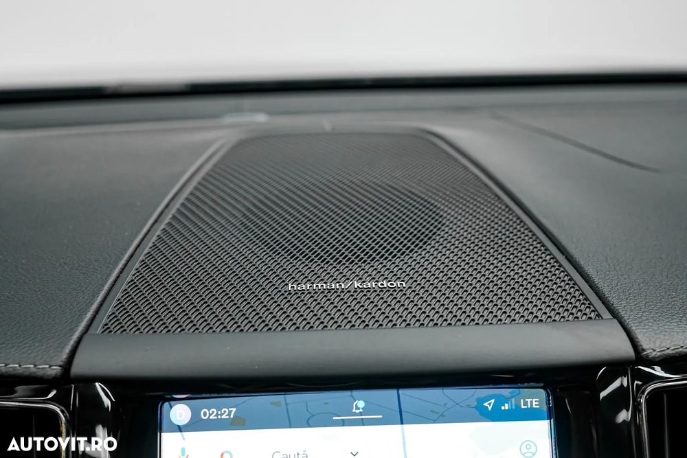 VOLVO XC60 2021 — imagine 36