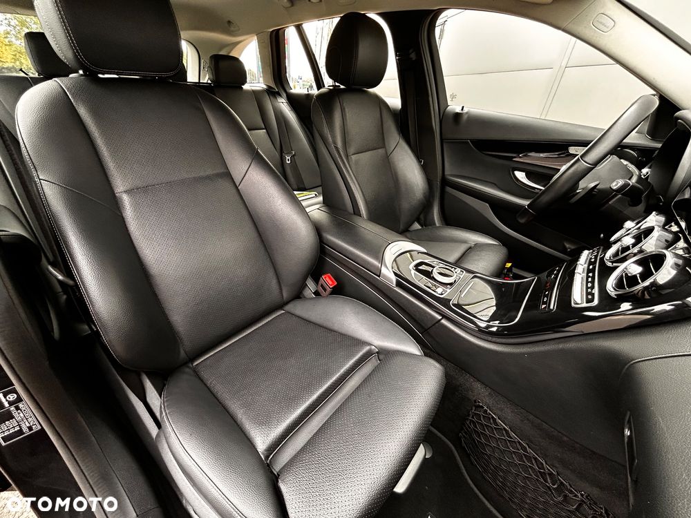 Mercedes-Benz Klasa C 200 d T 9G-TRONIC Exclusive - 27