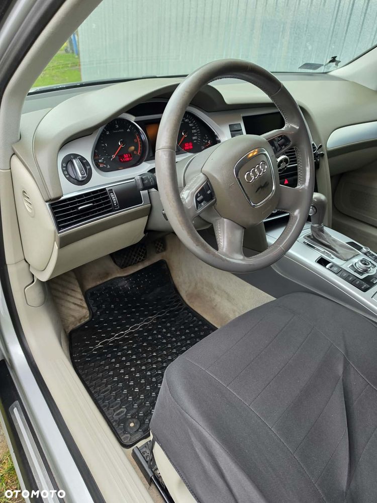 Audi A6 Avant - 18