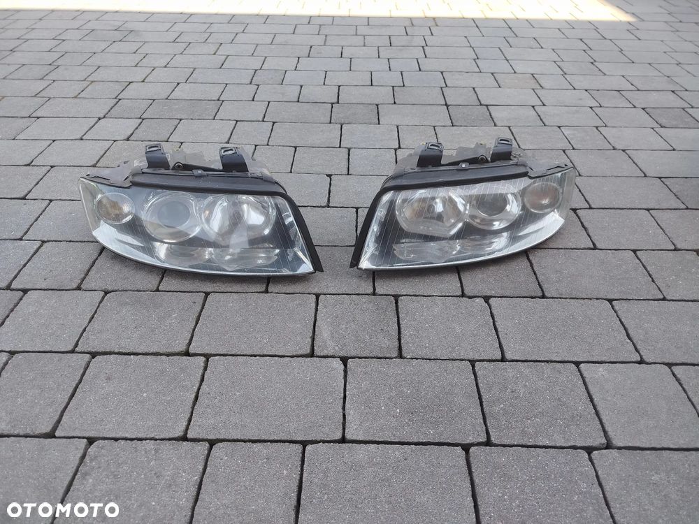 Audi A4 B6 lampa przednia prawa lewa Xenon - 2