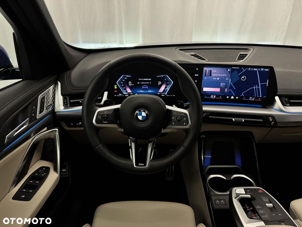 BMW X1 - 32
