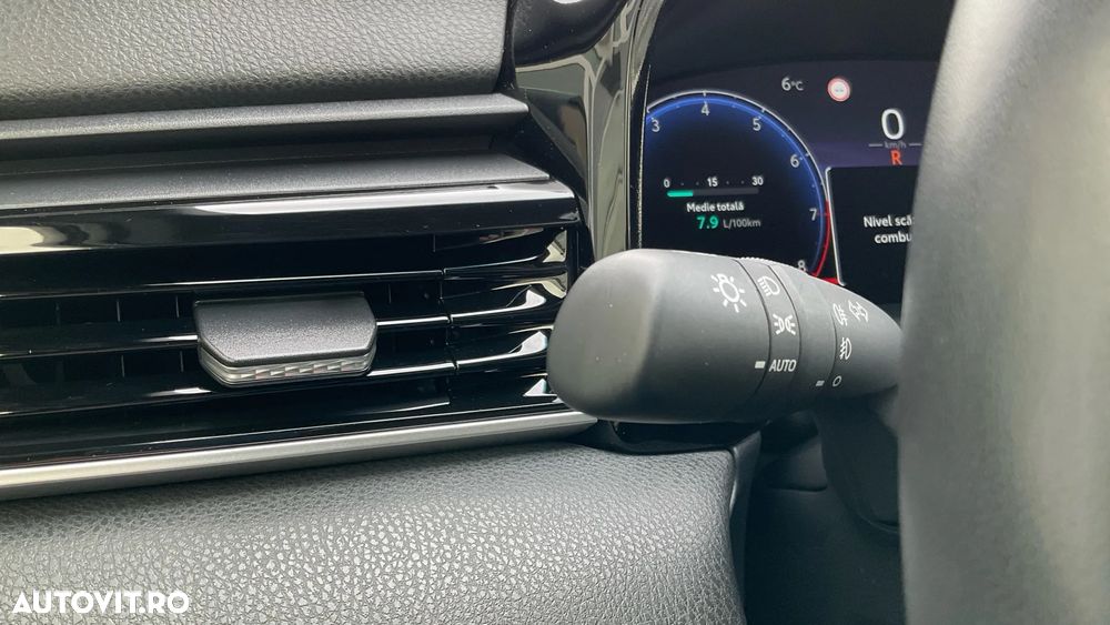 Toyota Camry ver-2-5-hybrid-exclusive - 20