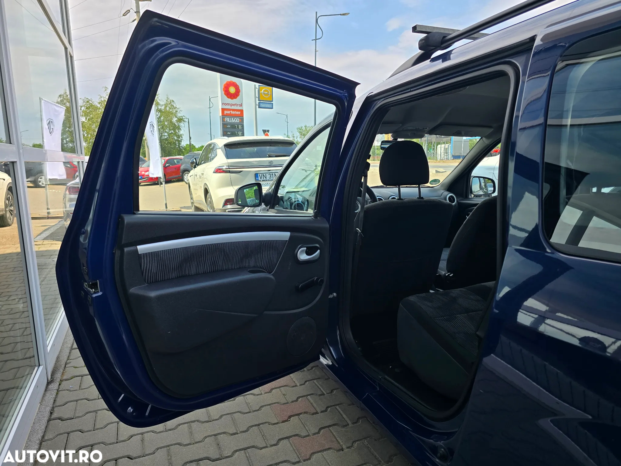 Dacia Logan MCV 1.6 Laureate - 14