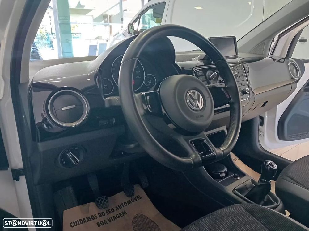 VW Up! 1.0 BlueMotion High - 9