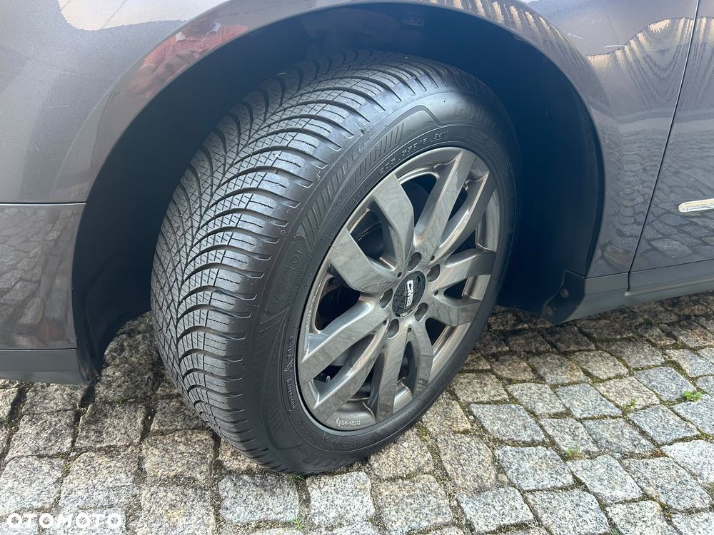 Volkswagen Passat 1.6 FSI Comfortline - 14