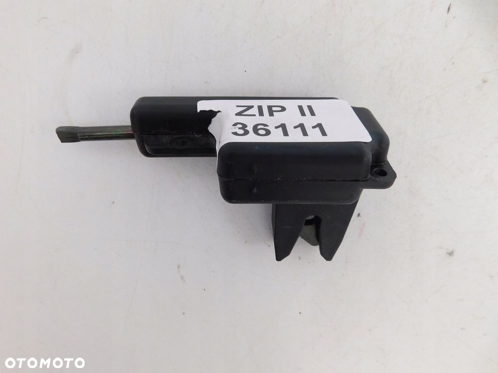 PIAGGIO ZIP II 50 4T FI ZAMEK M1 - 5