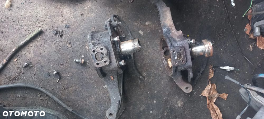 SUZUKI JIMNY  2009 lewa zwrotnica europa abs - 2