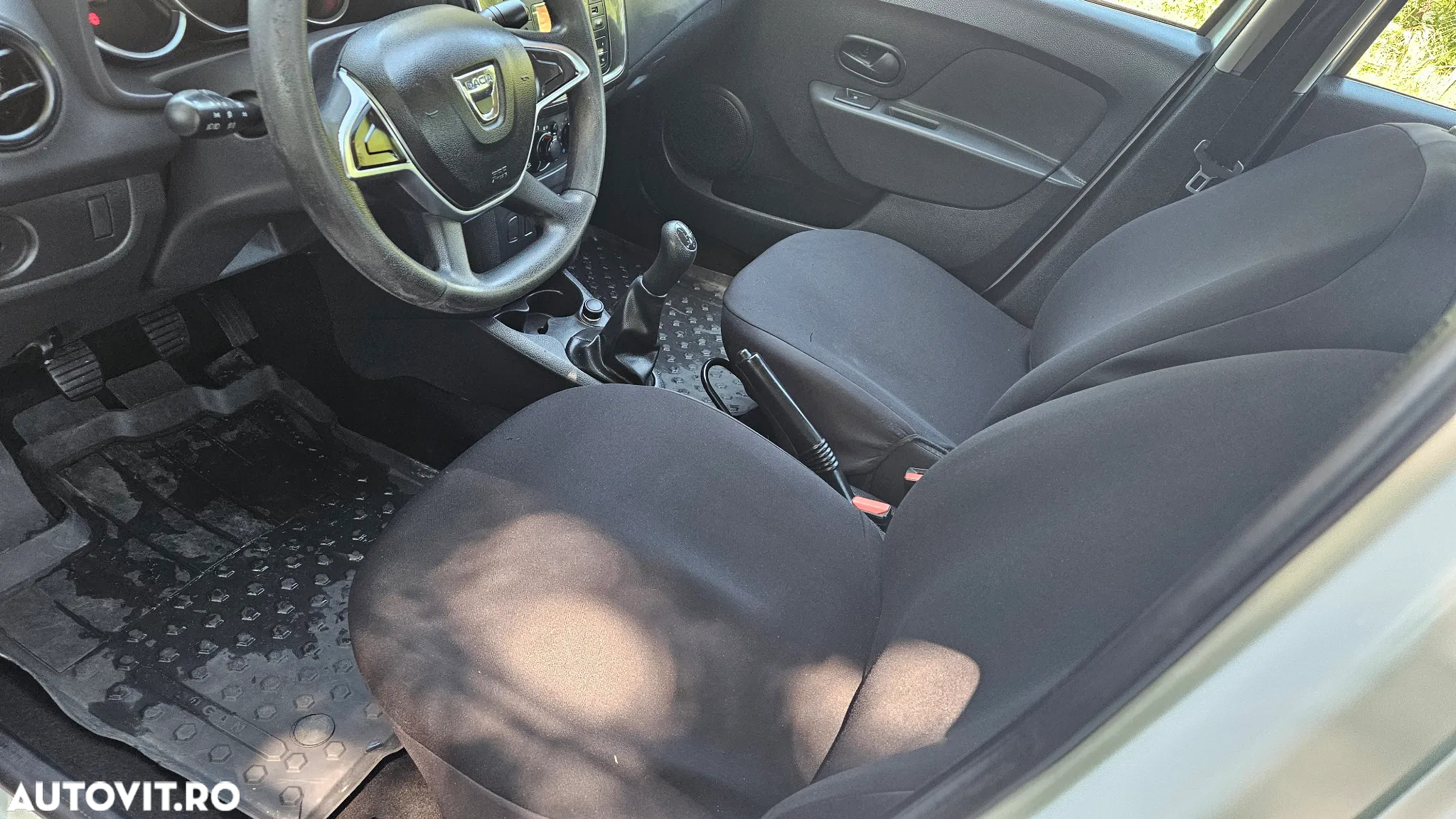Dacia Logan 1.0 SCe SL PLUS - 5