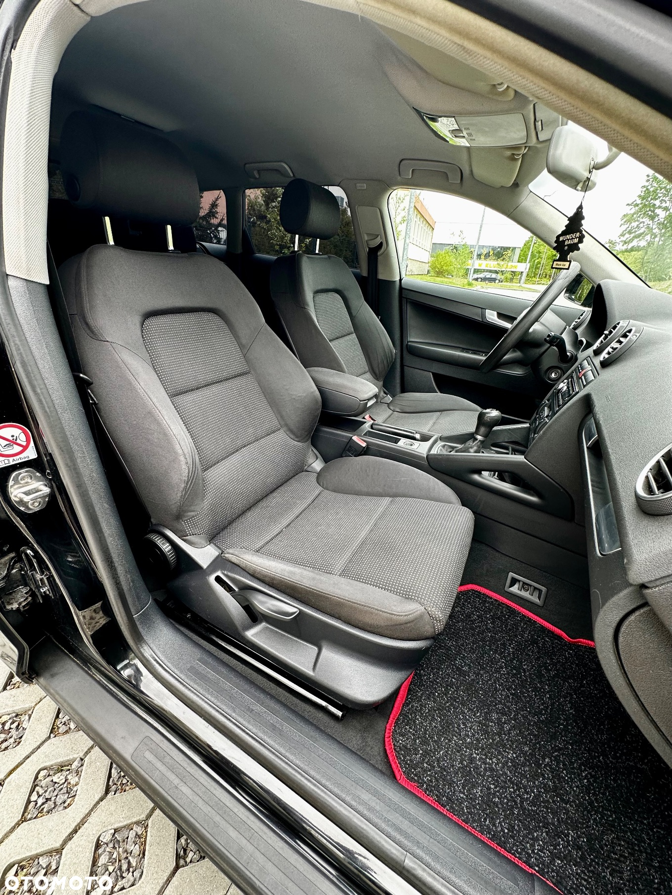 Audi A3 1.6 FSI Sportback Attraction - 19