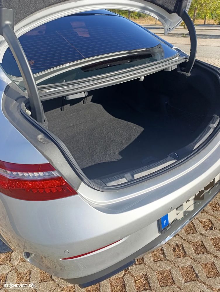 Mercedes-Benz E 220 d 9G-TRONIC AMG Line - 4