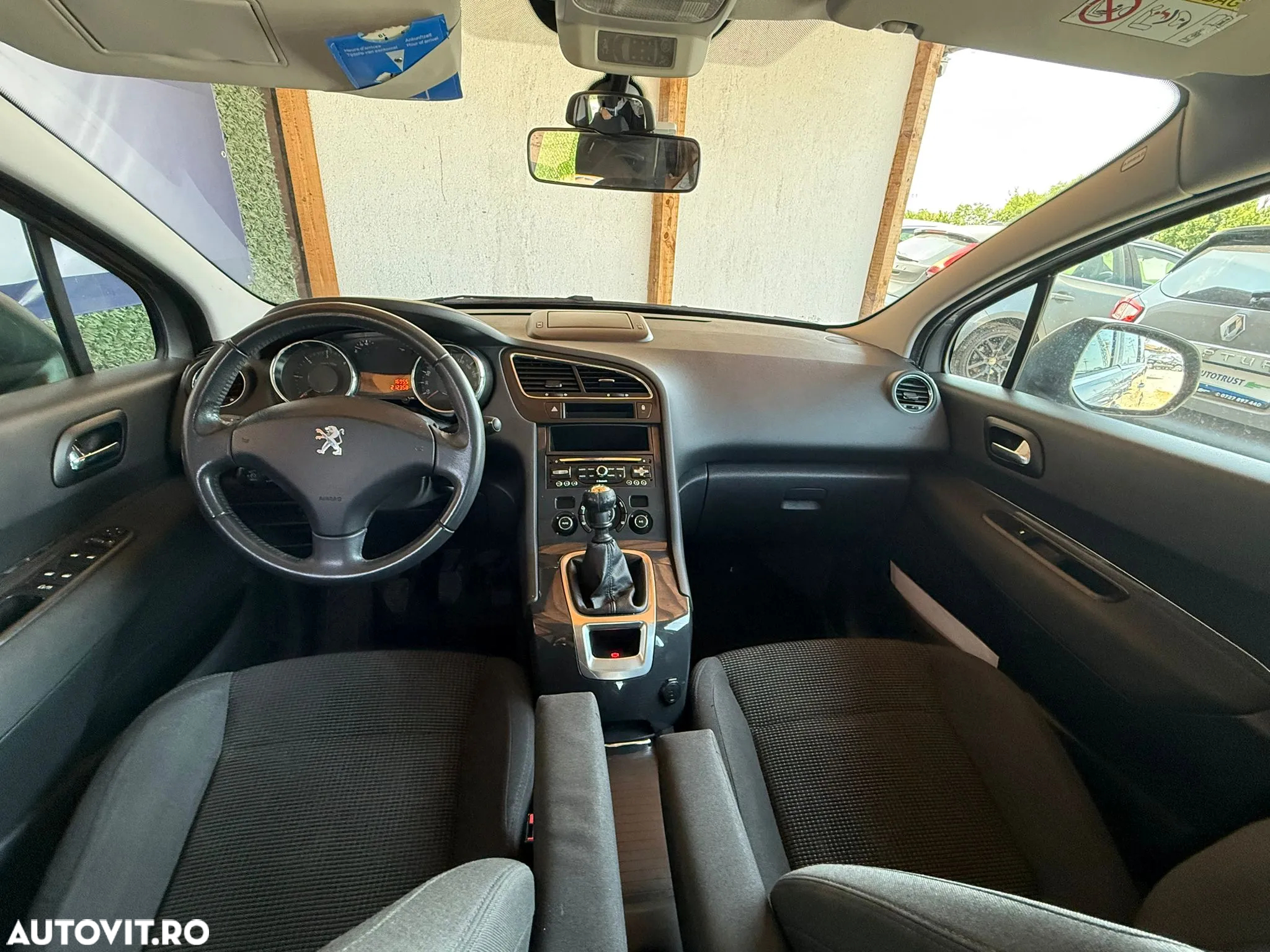 Peugeot 5008 HDI 115 Active - 4