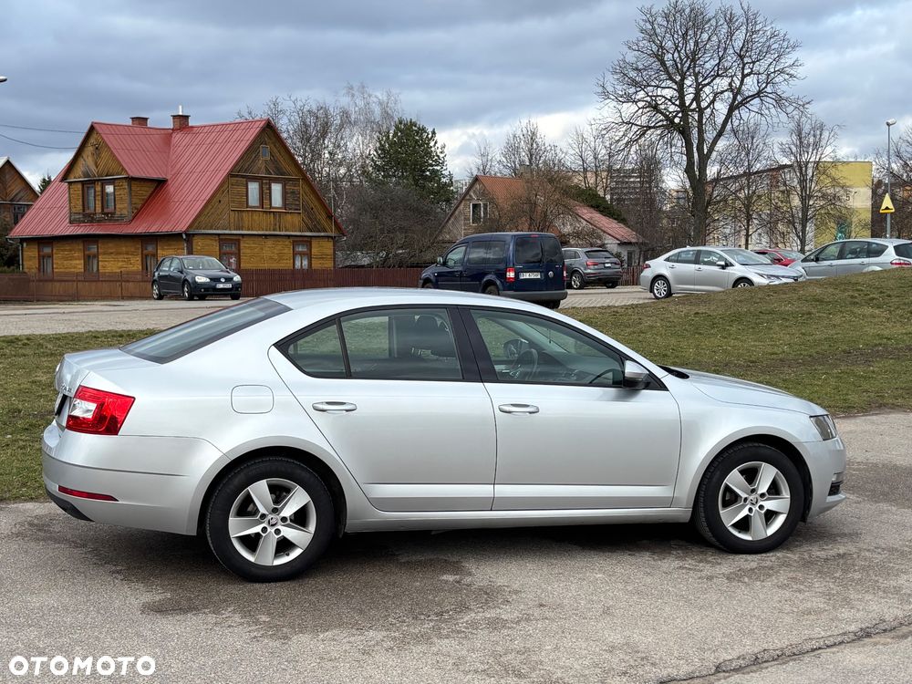 Skoda Octavia 1.6 TDI Active - 15
