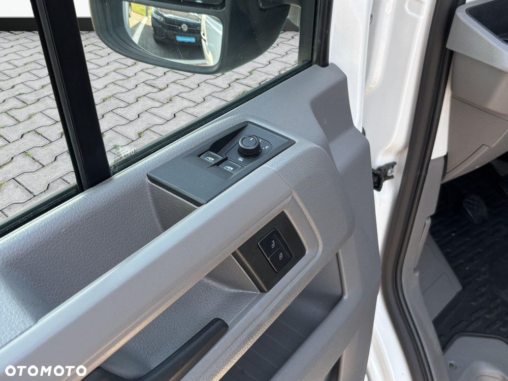 Volkswagen Crafter FURGON 4.490 35 2.0 TDI 130 kW 6-G - 10