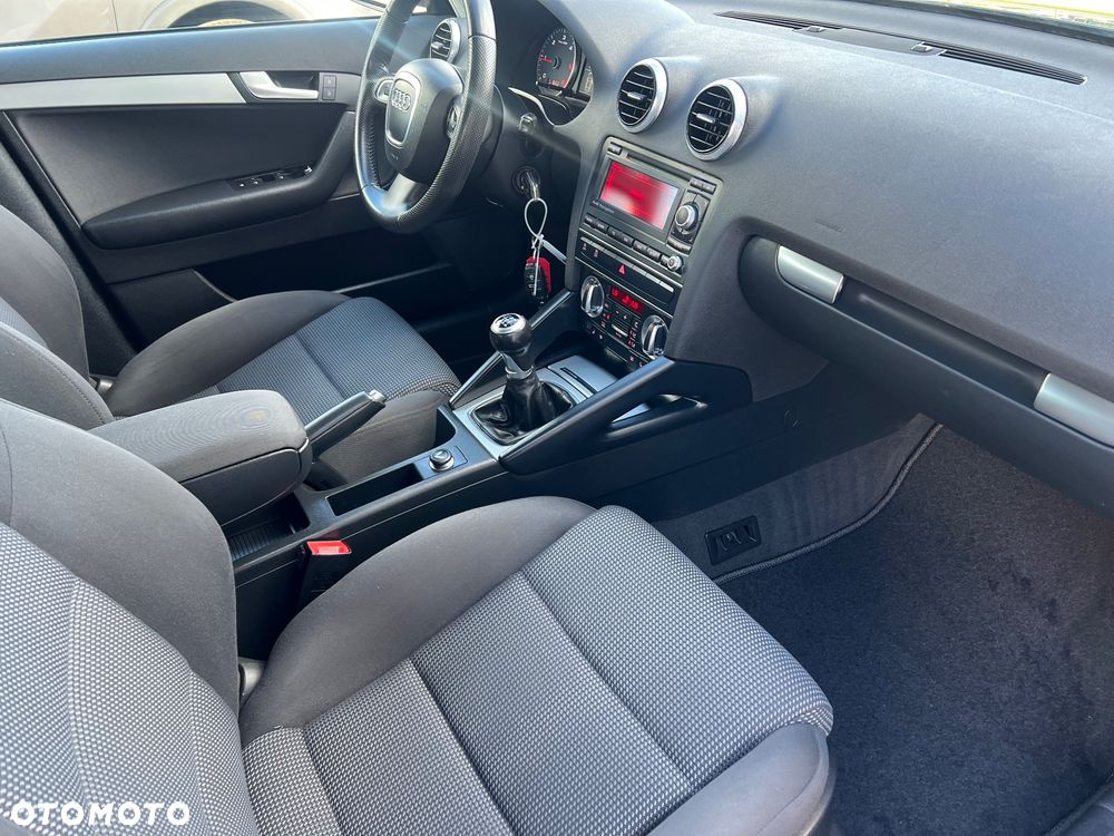 Audi A3 Sportback - 25