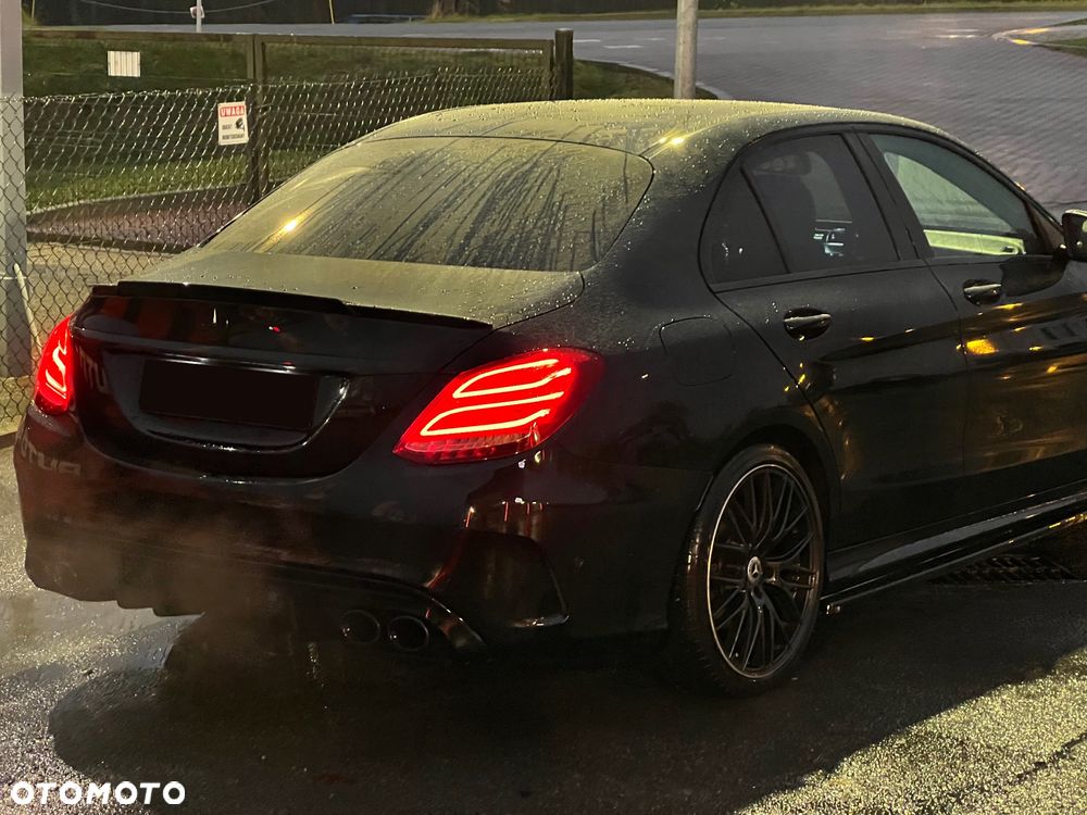 Mercedes-Benz Klasa C 250 T 9G-TRONIC AMG Line - 2