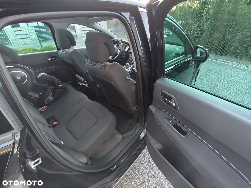 Peugeot 3008 HDi FAP 165 Automatik Allure - 25