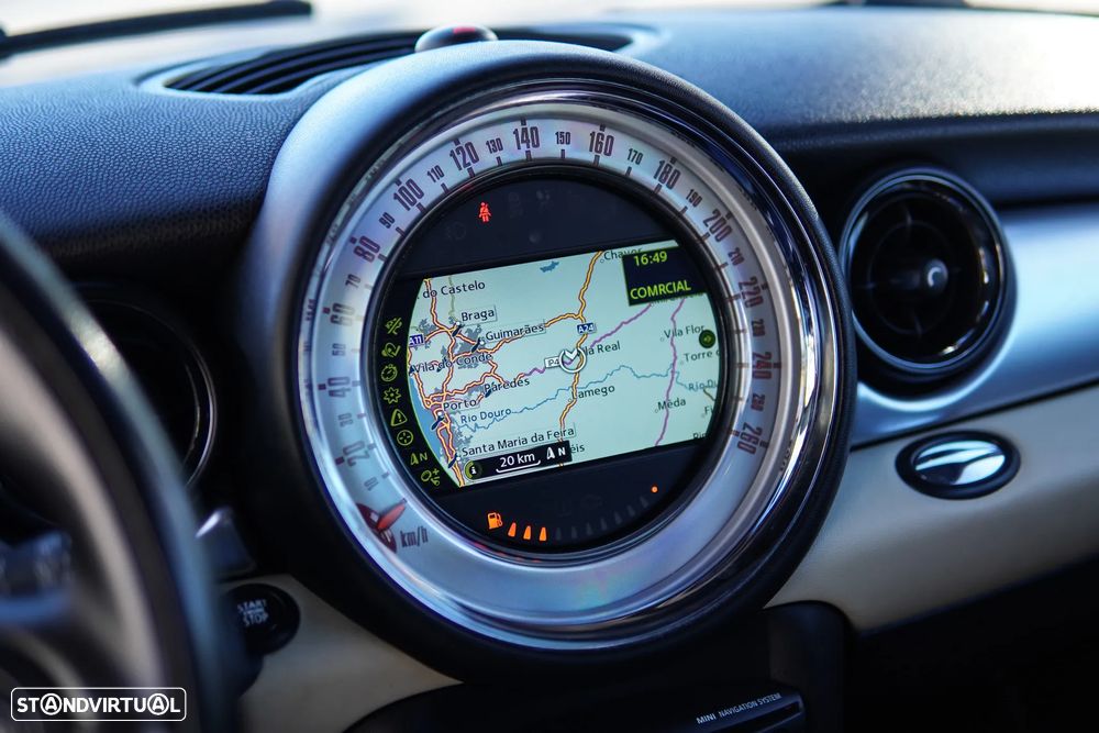 MINI Clubman Cooper D - 26