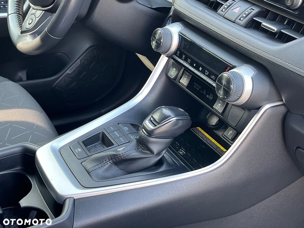 Toyota RAV4 2.5 Hybrid Comfort 4x2 - 32