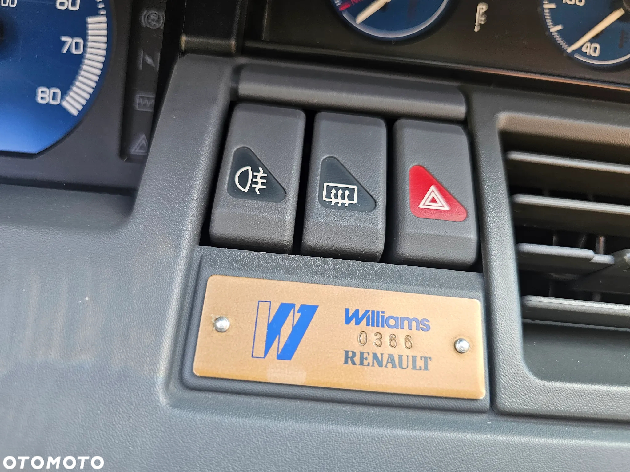 Renault Clio 2.0i Williams - 17