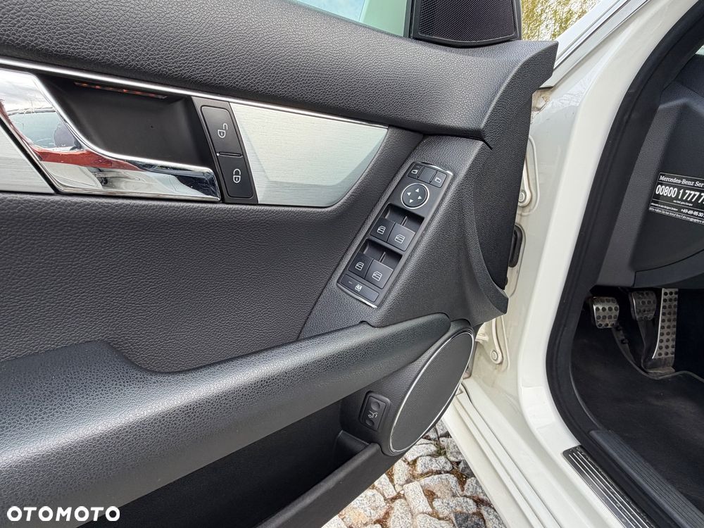 Mercedes-Benz Klasa C 200 Kompressor Avantgarde - 21