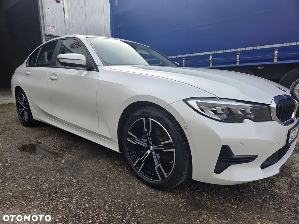 BMW Seria 3 318d - 7